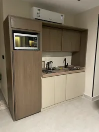 New Luxury Roof With Outdoor Seating Self-entry